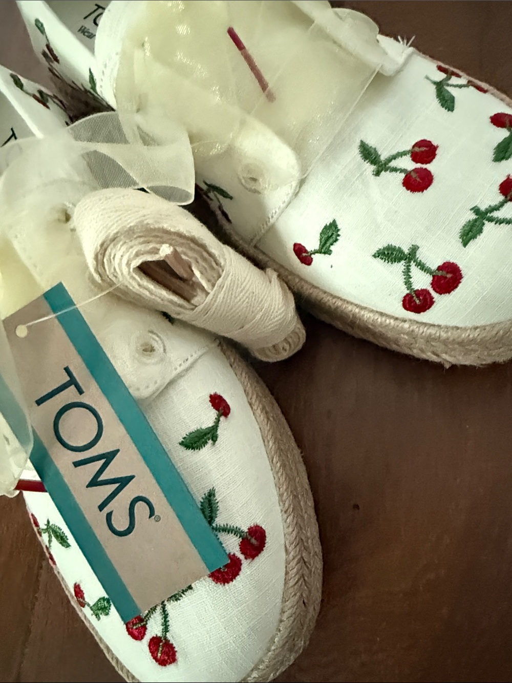 Toms Cream Canvas Cherry Embroidered Espadrille Sneakers - Picture 9 of 10